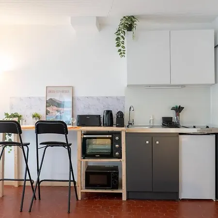 Superbe Cosy Et Calme Lägenhet